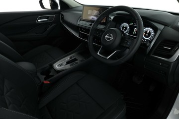 https://vehicle-cdn.autoleague.cloud/30355_3003239_19.jpg