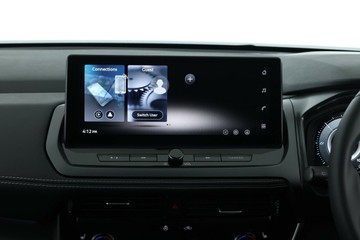 https://vehicle-cdn.autoleague.cloud/30355_3003239_24.jpg