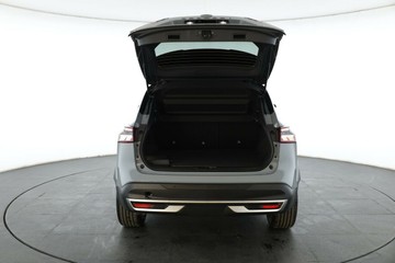 https://vehicle-cdn.autoleague.cloud/30355_3003270_15.jpg