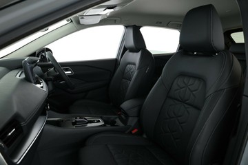 https://vehicle-cdn.autoleague.cloud/30355_3003270_30.jpg