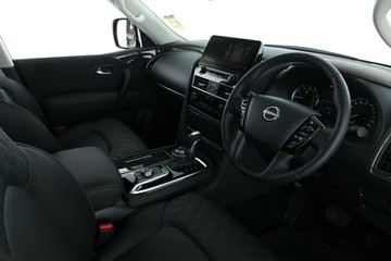 https://vehicle-cdn.autoleague.cloud/30355_3004358_20.jpg