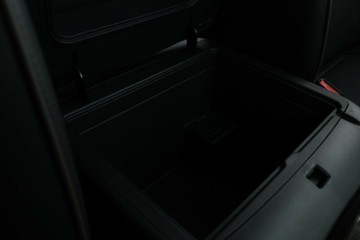 https://vehicle-cdn.autoleague.cloud/30355_3004358_31.jpg