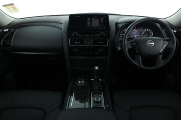 https://vehicle-cdn.autoleague.cloud/30355_3004358_35.jpg