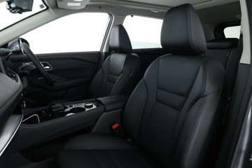 https://vehicle-cdn.autoleague.cloud/30355_33012608_30.jpg