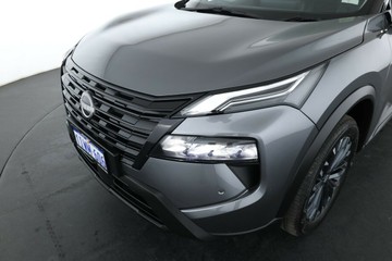 https://vehicle-cdn.autoleague.cloud/30355_33012608_8.jpg