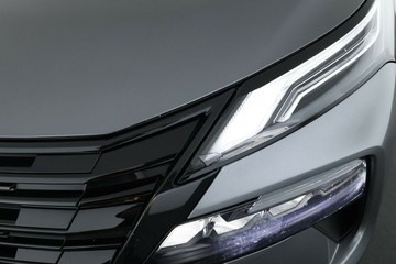 https://vehicle-cdn.autoleague.cloud/30355_33012608_9.jpg
