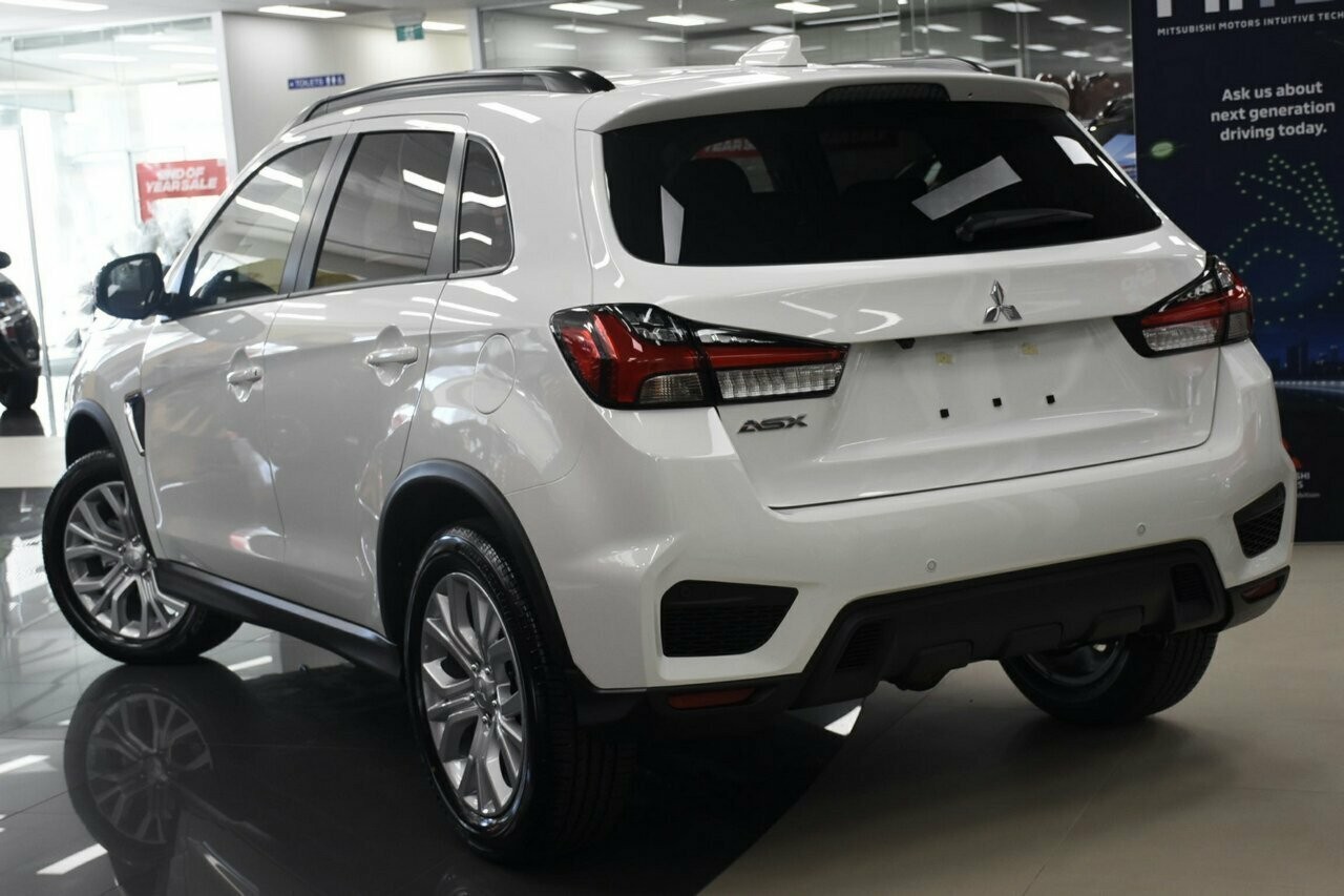 Mitsubishi Asx image 3