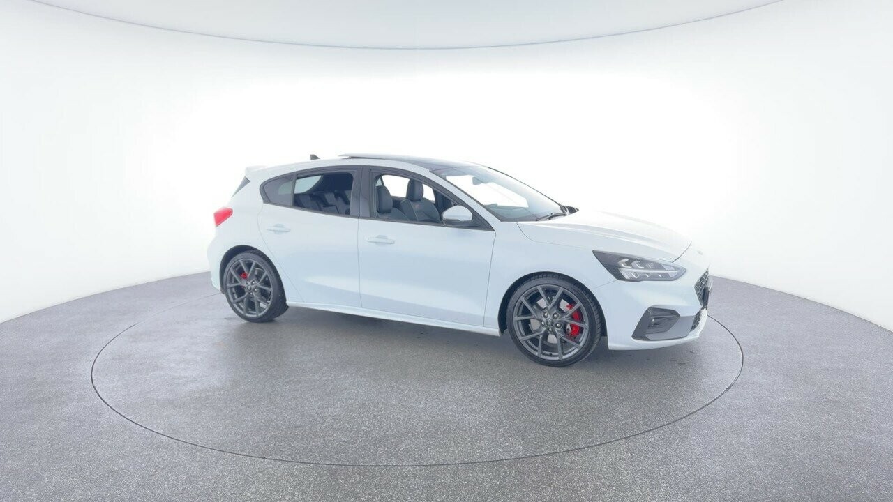 Ford Focus image 2