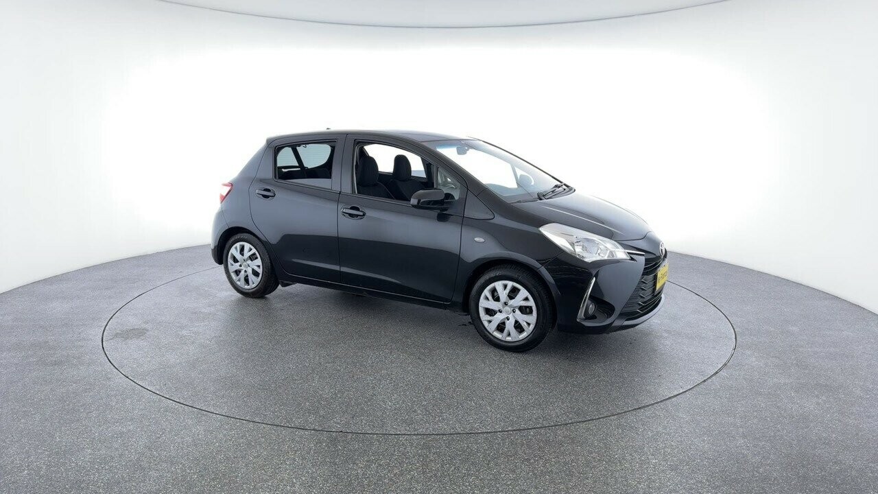 Toyota Yaris image 2