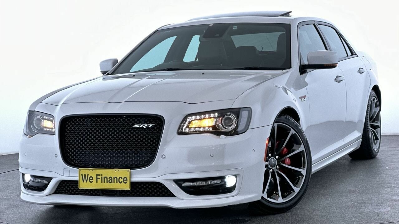 Chrysler 300 image 1