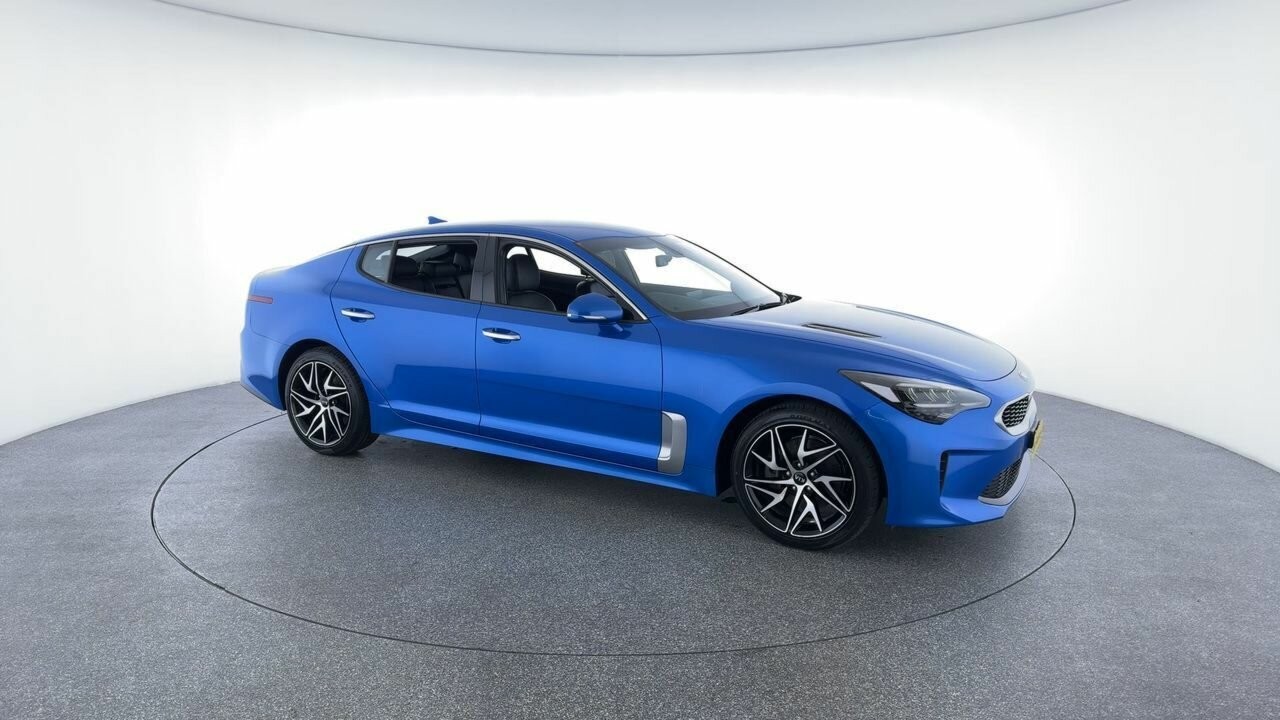 Kia Stinger image 2