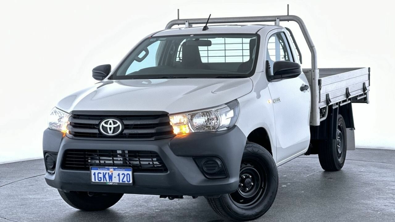 Toyota Hilux image 1