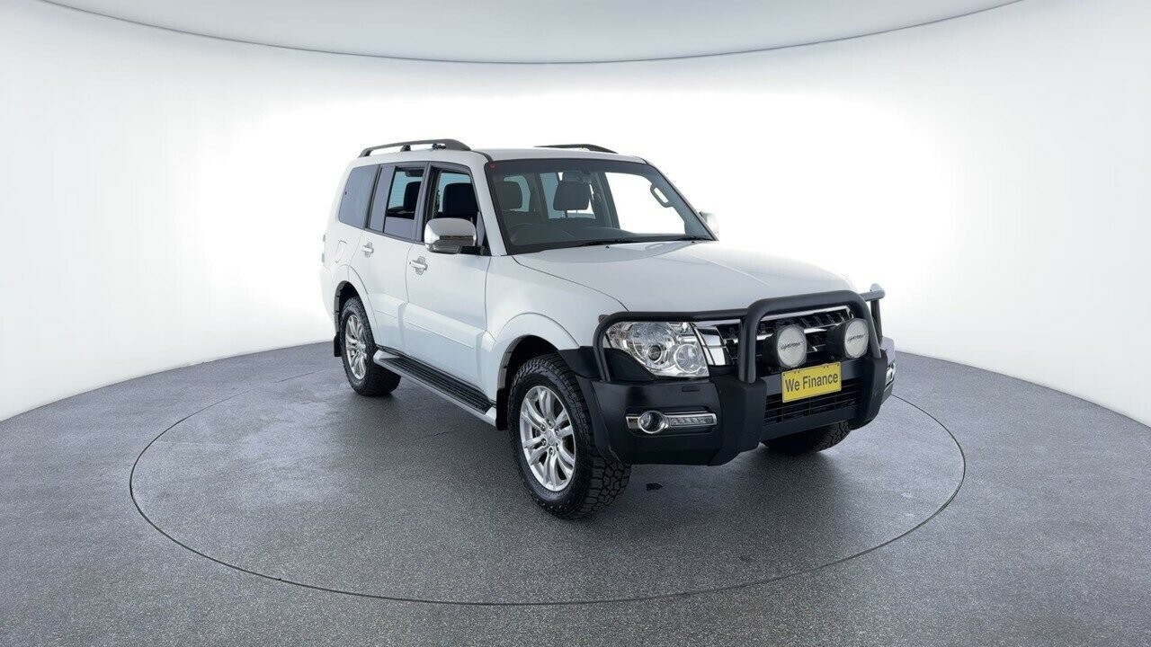 Mitsubishi Pajero image 3