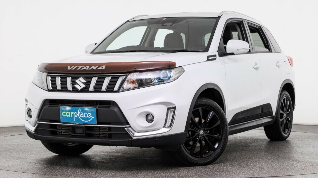 Suzuki Vitara image 1