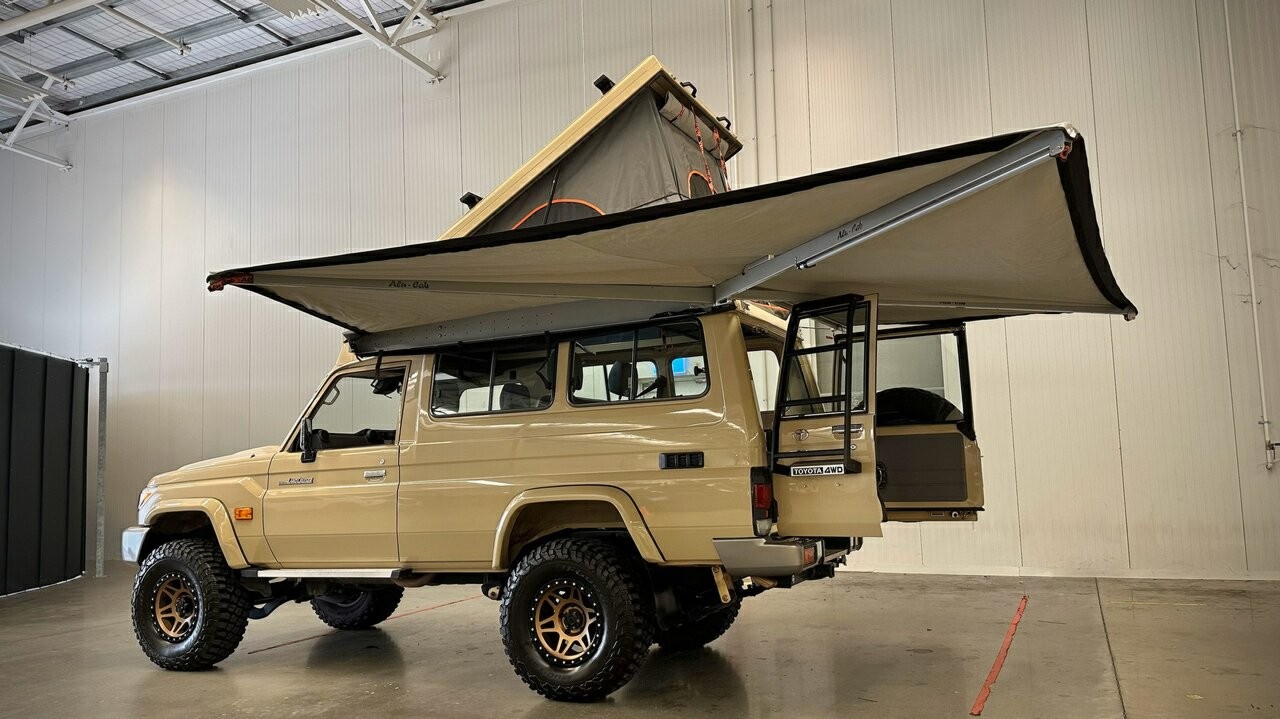 Toyota Landcruiser image 3