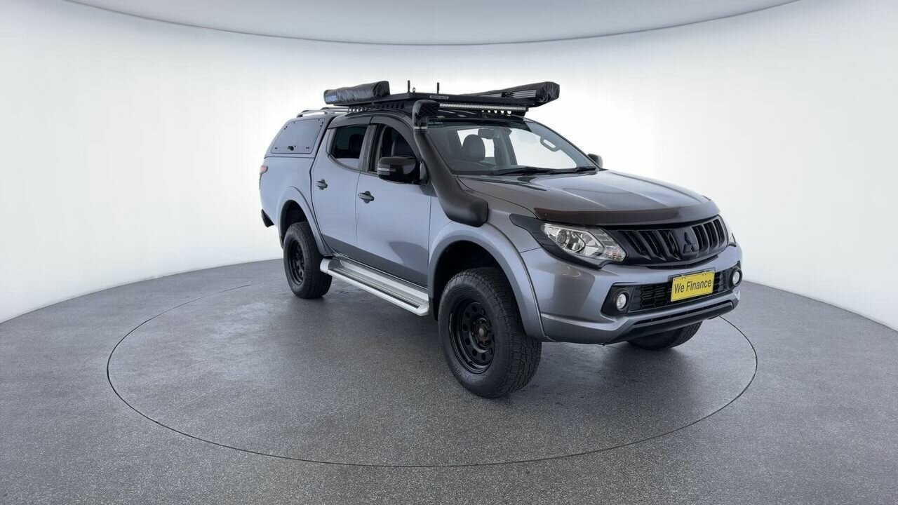 Mitsubishi Triton image 3