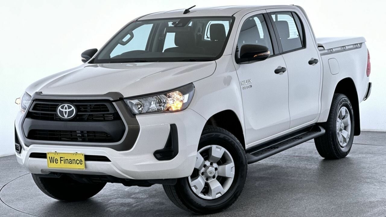 Toyota Hilux image 1