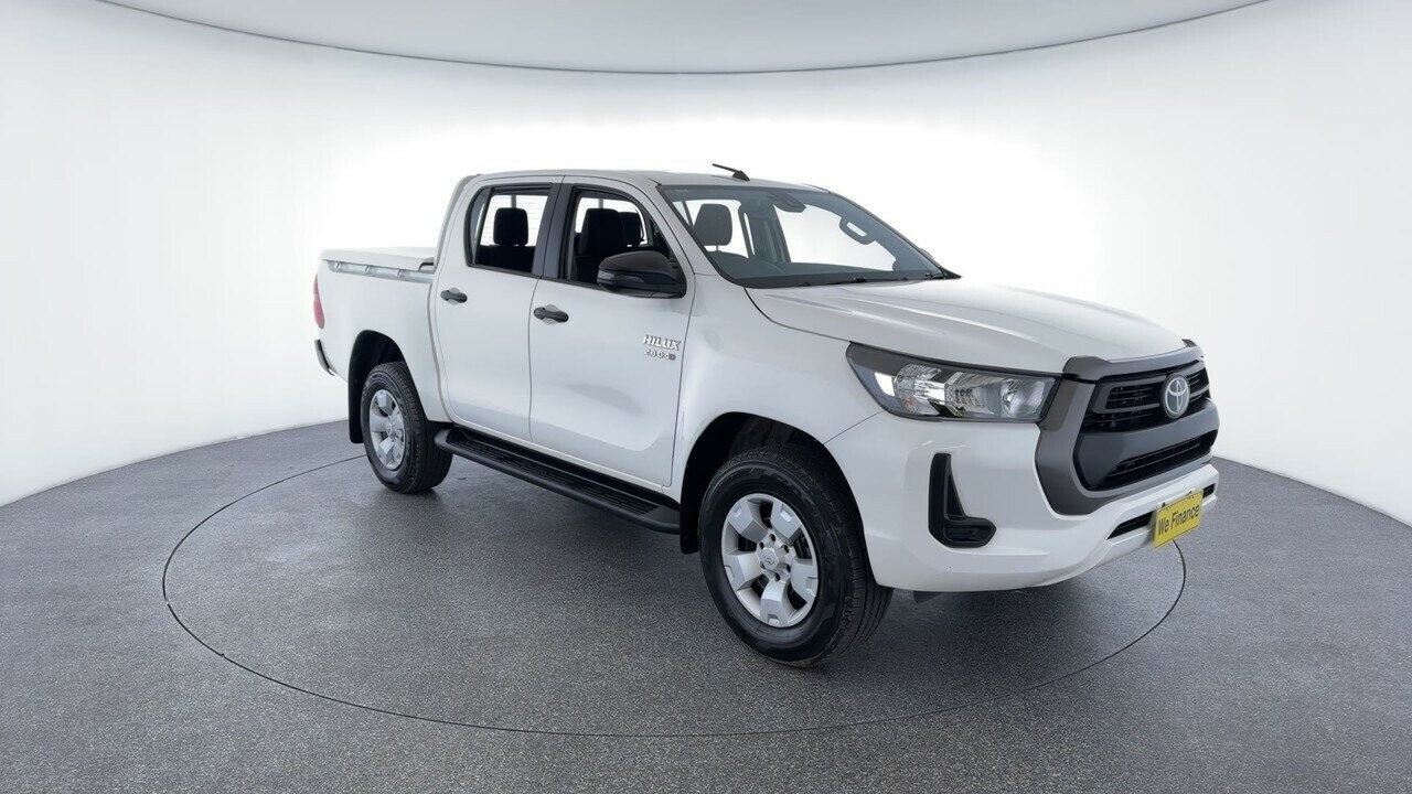 Toyota Hilux image 3