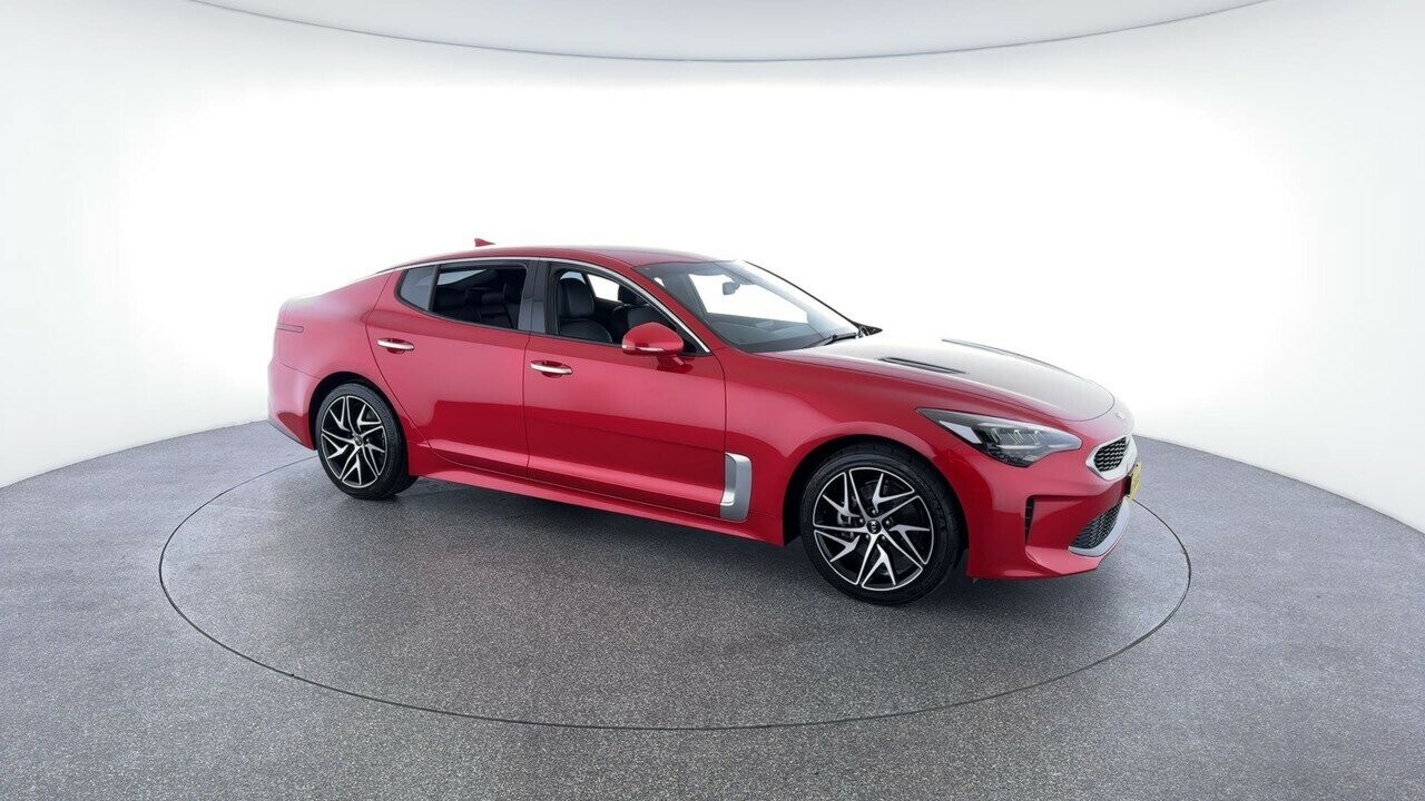 Kia Stinger image 2