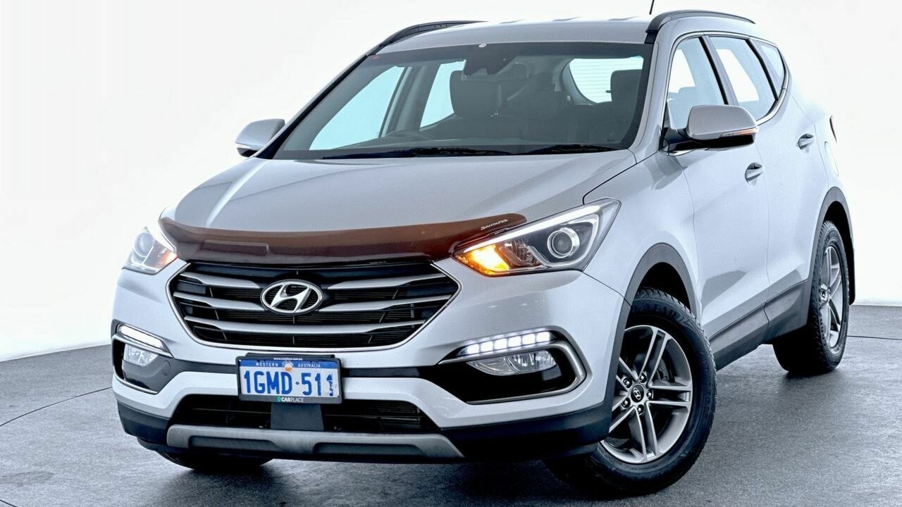 Hyundai Santa Fe image 1