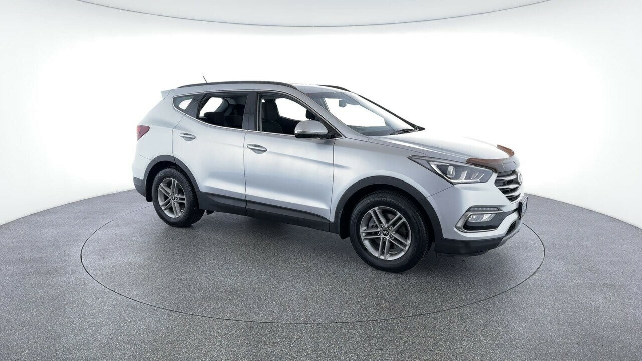 Hyundai Santa Fe image 2