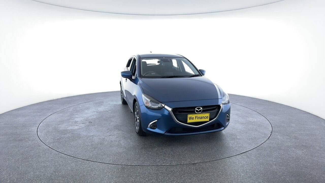 Mazda 2 image 4