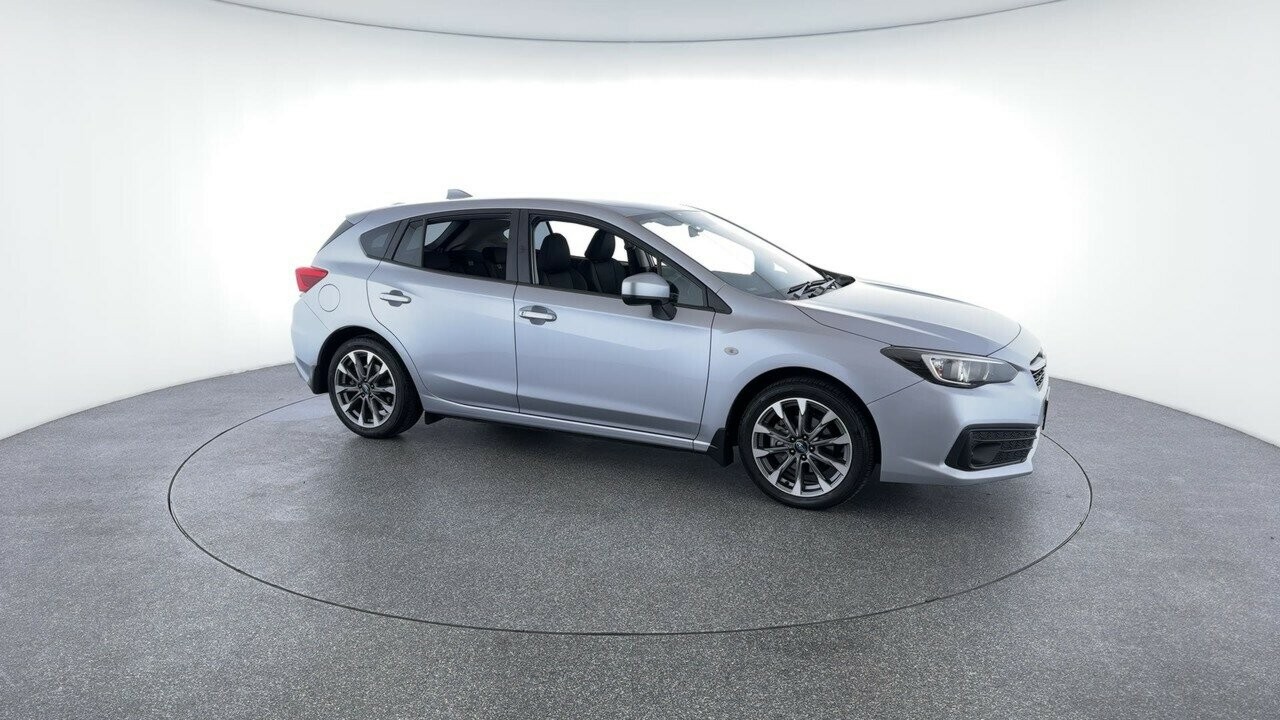 Subaru Impreza image 2