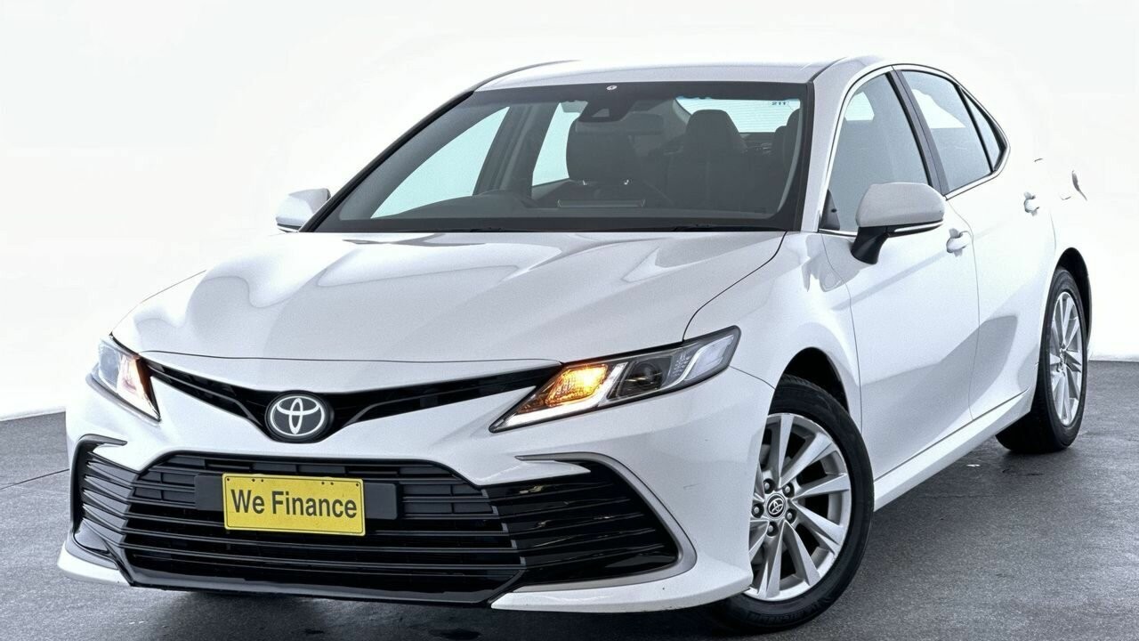 Toyota Camry image 1