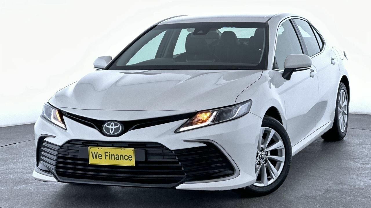 Toyota Camry image 1