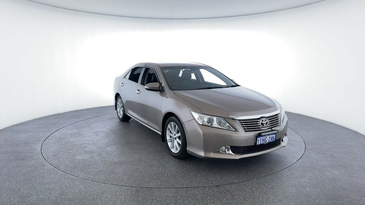 Toyota Aurion image 3