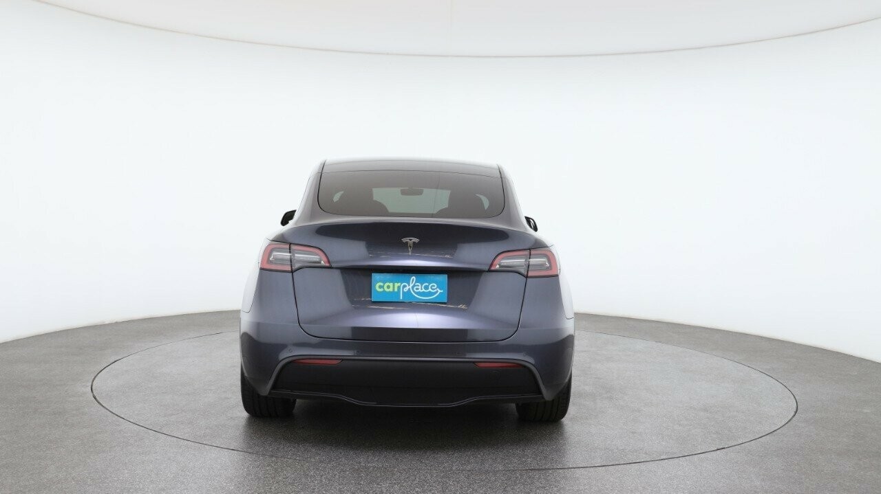 Tesla Model Y image 2