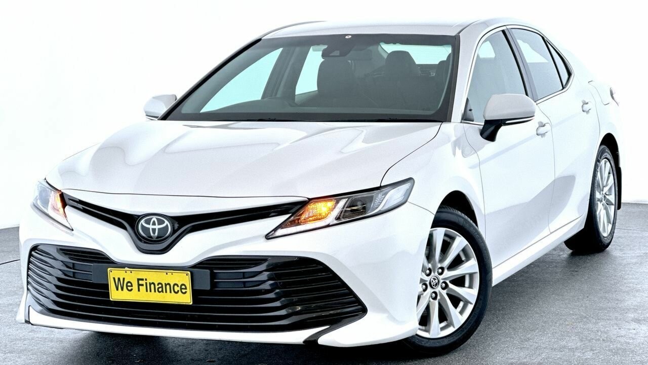 Toyota Camry image 1