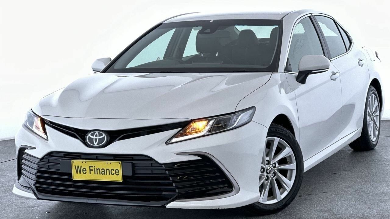 Toyota Camry image 1