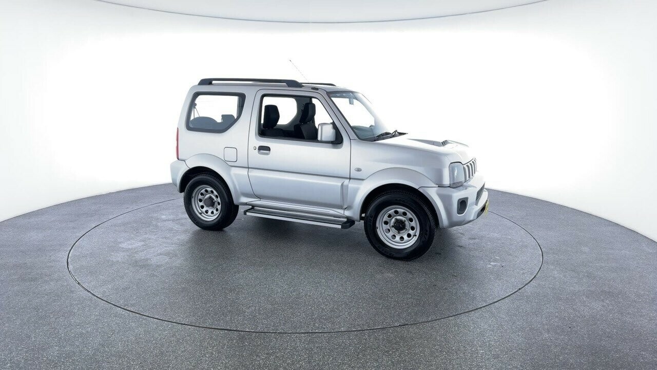 Suzuki Jimny image 2