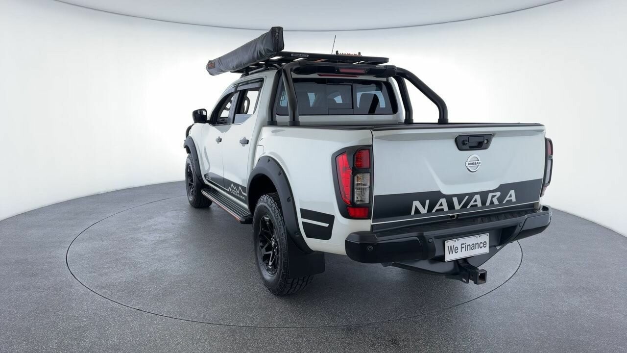 Nissan Navara image 2