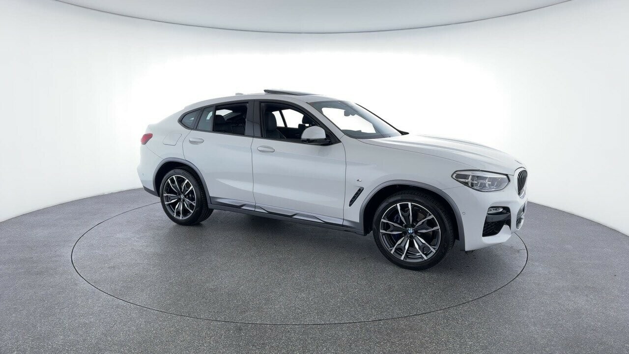 BMW X4 image 2