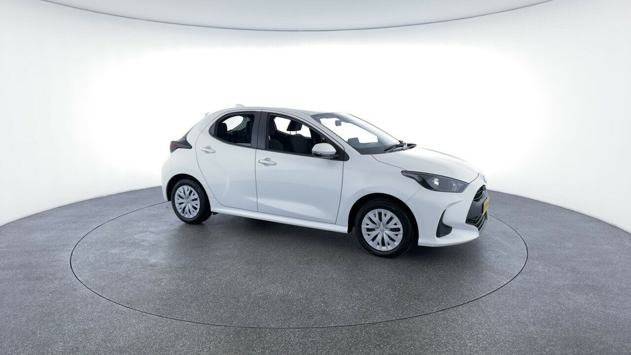 Toyota Yaris image 2