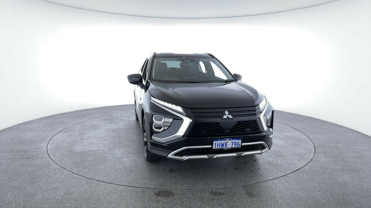 Mitsubishi Eclipse Cross image 4