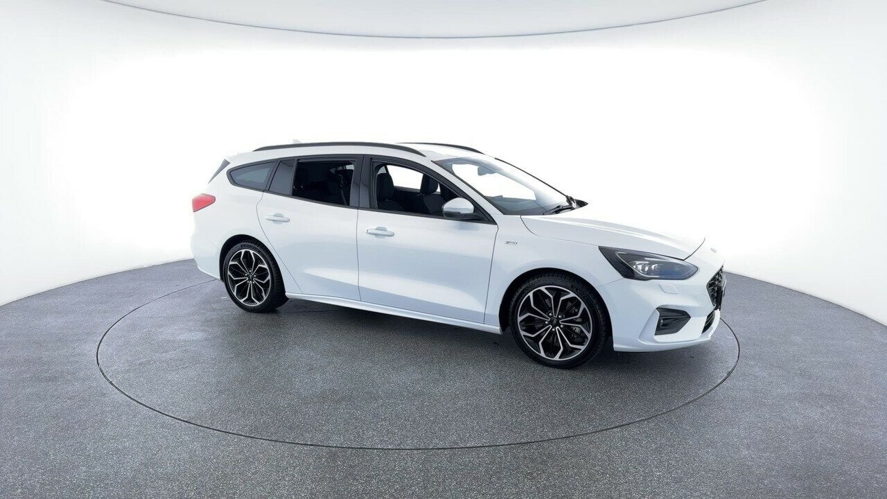 Ford Focus image 2