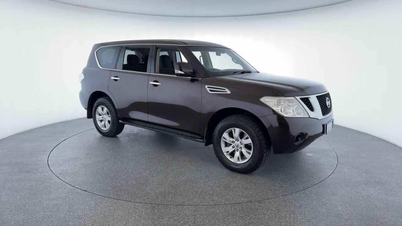 Nissan Patrol image 2