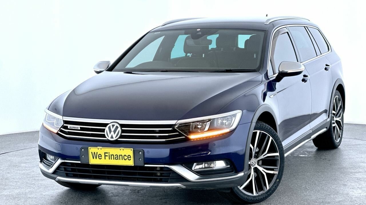 Volkswagen Passat image 1