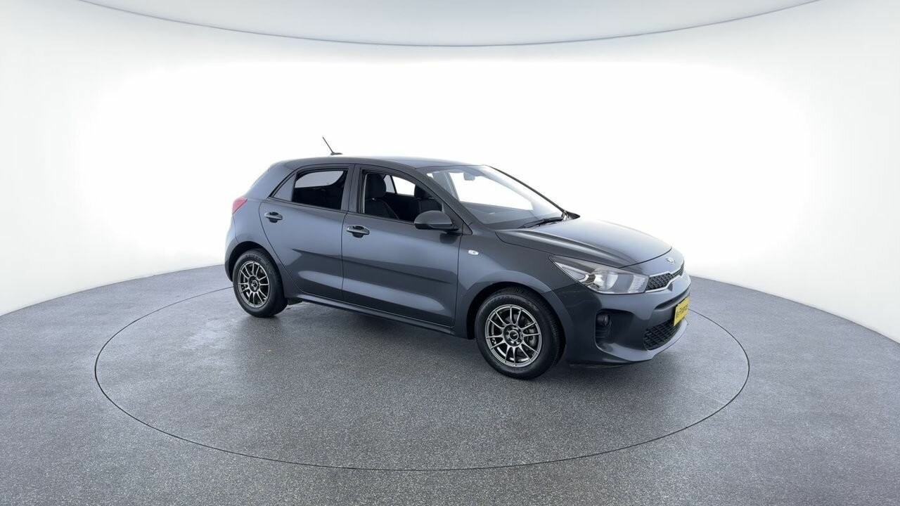 Kia Rio image 2