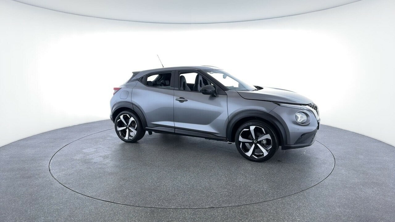 Nissan Juke image 2