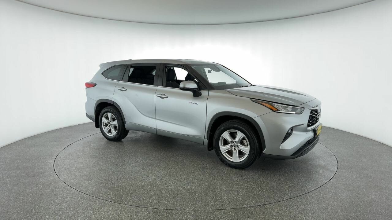 Toyota Kluger image 2