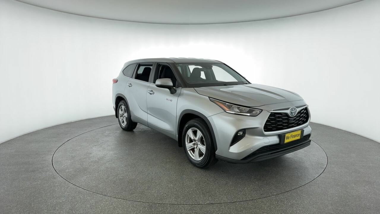 Toyota Kluger image 3