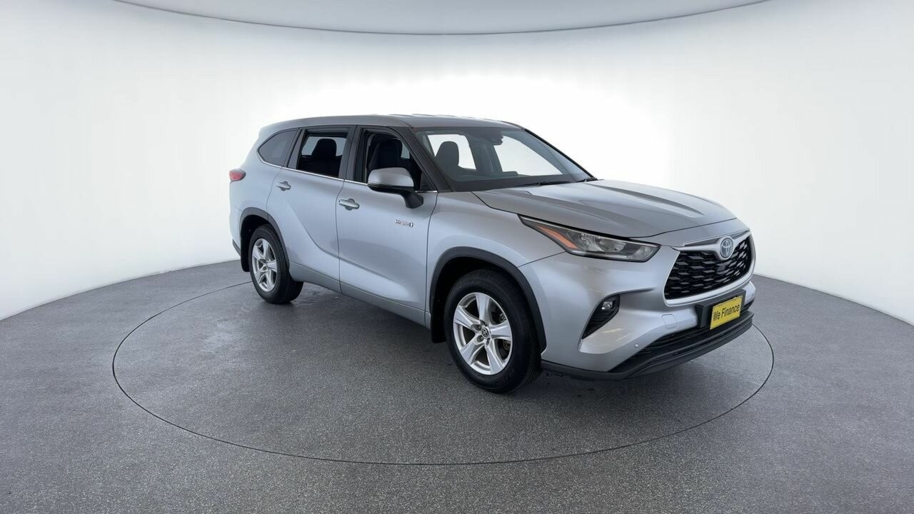 Toyota Kluger image 3