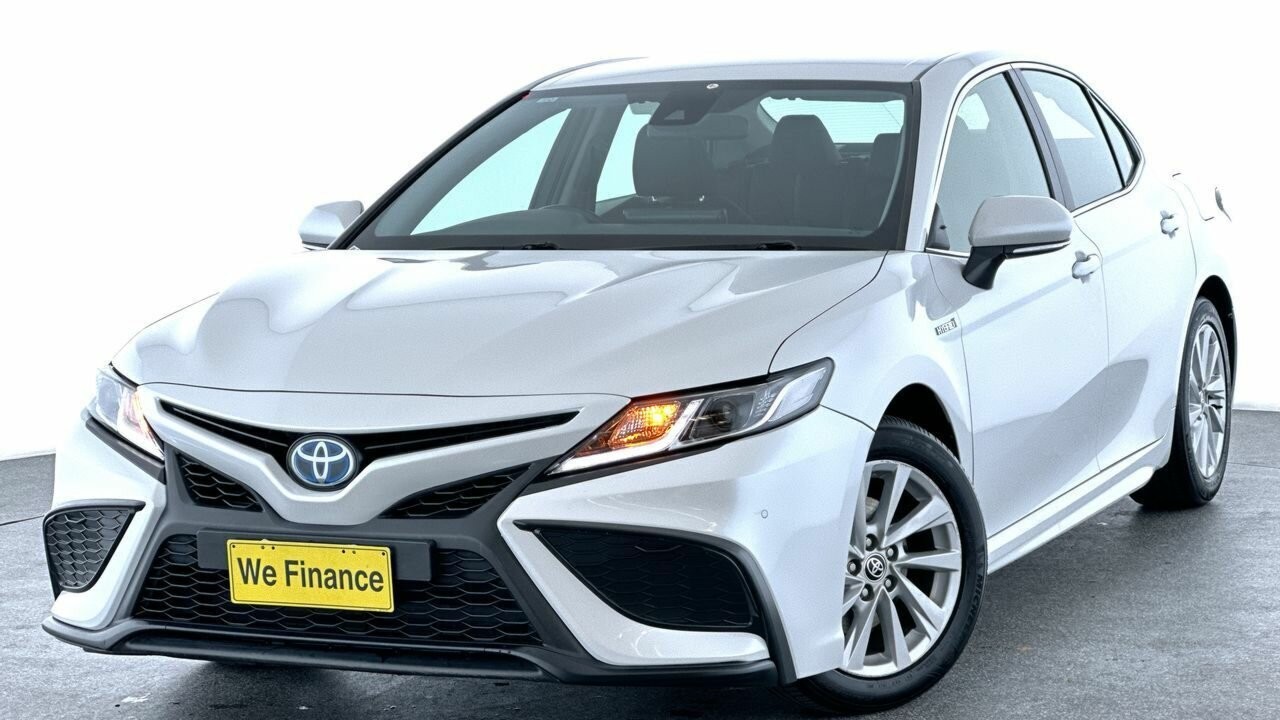 Toyota Camry image 1