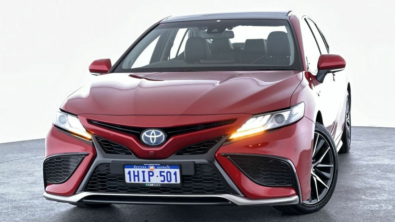 Toyota Camry image 1