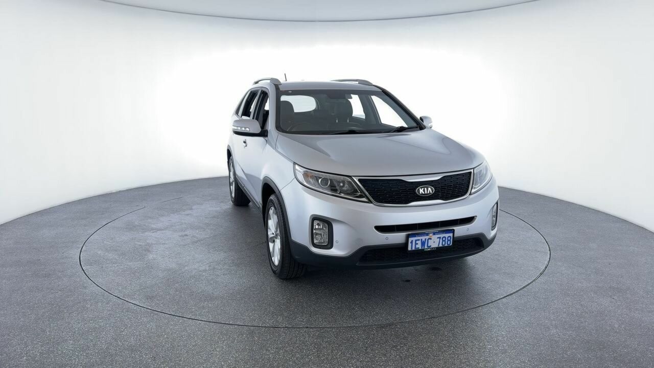 Kia Sorento image 4