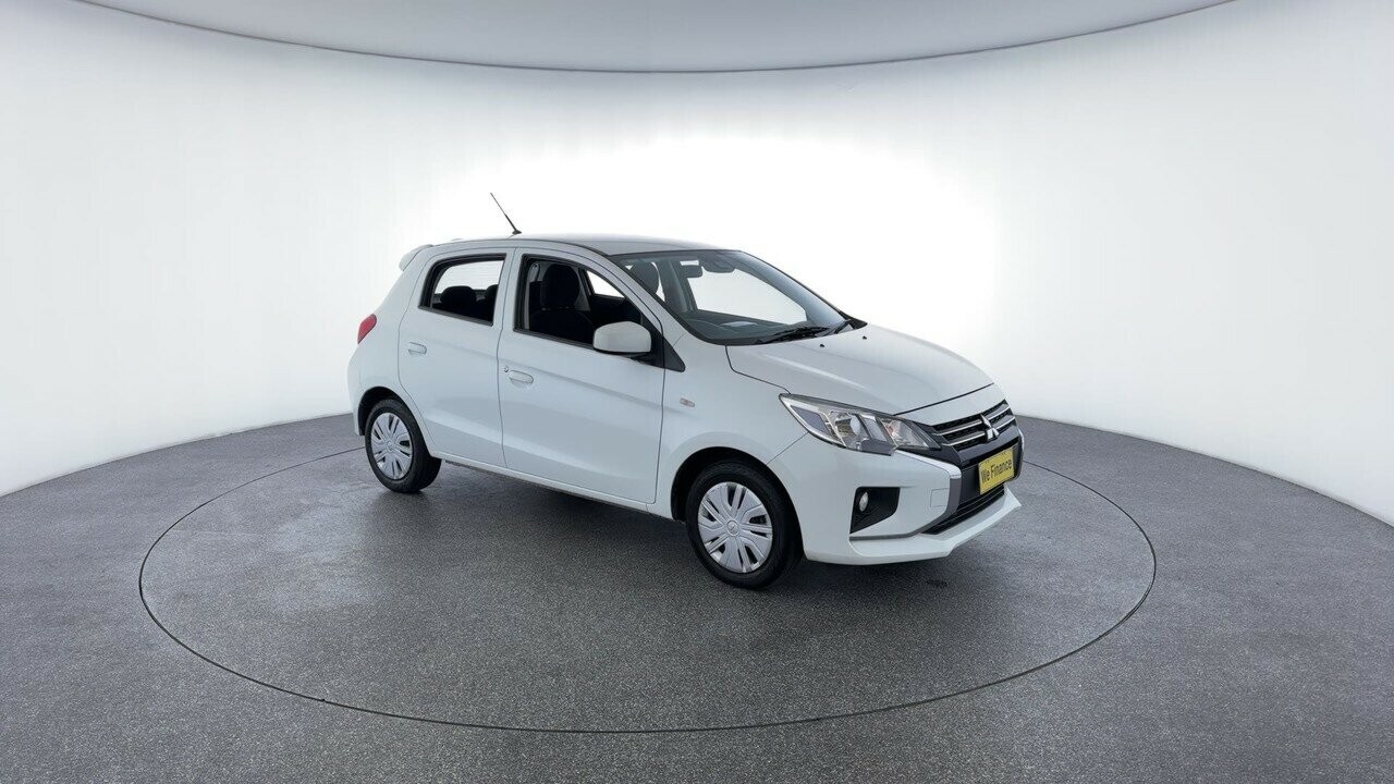 Mitsubishi Mirage image 2